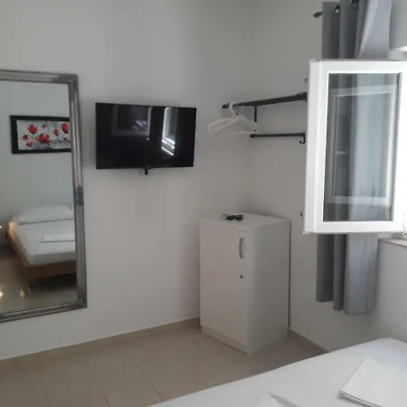 Privat With Privat Bathroom David Hvar Town